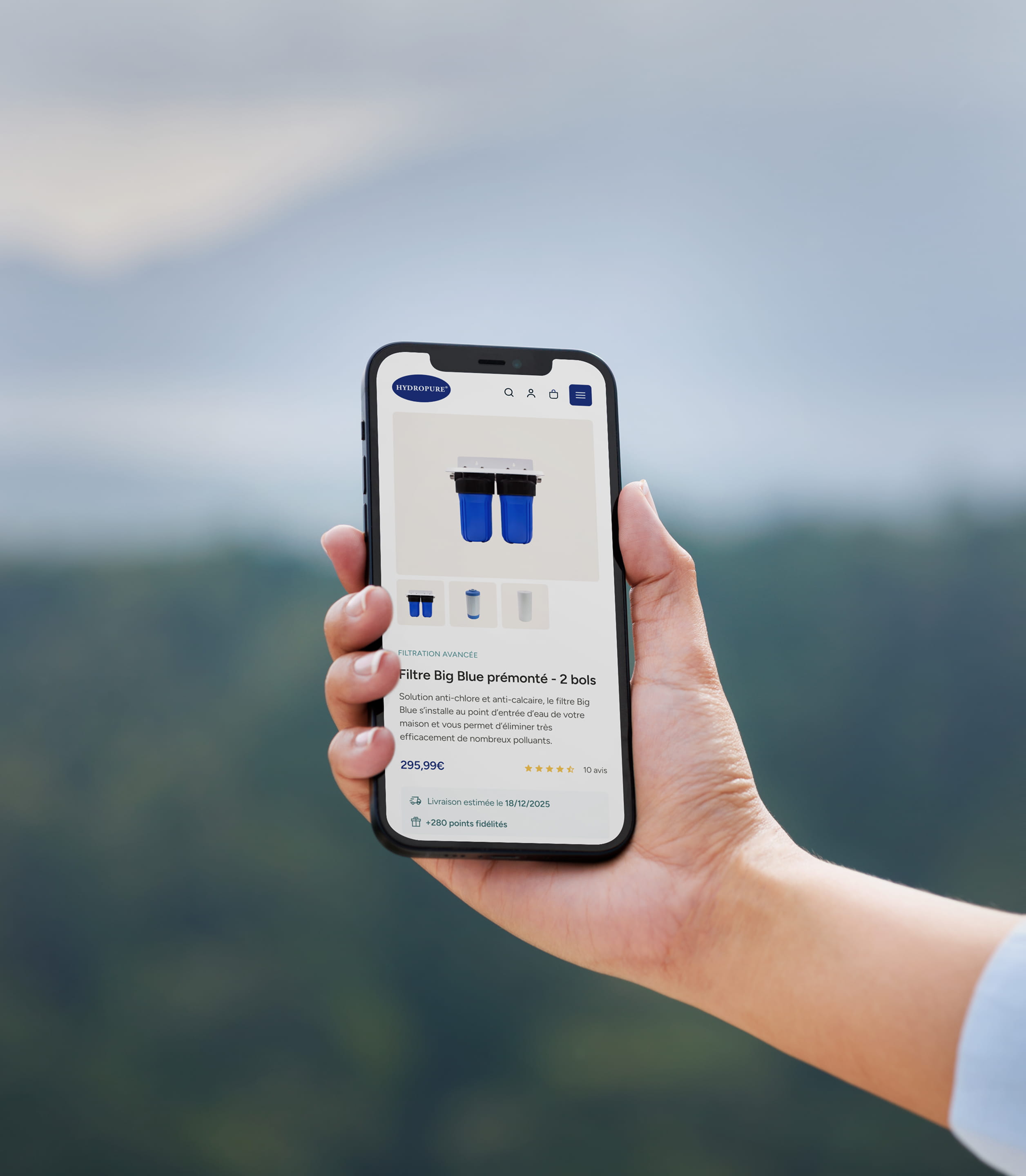 Page produit Hydropure consultée sur smartphone en extérieur